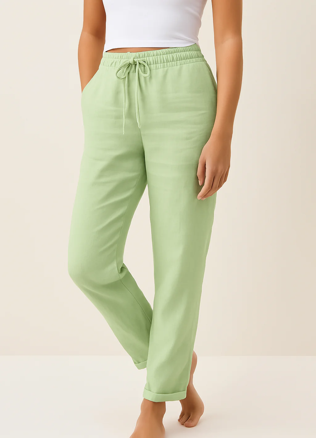 Keala | Luchtige Broek met Comfortabele Pasvorm en Trekkoorddetail