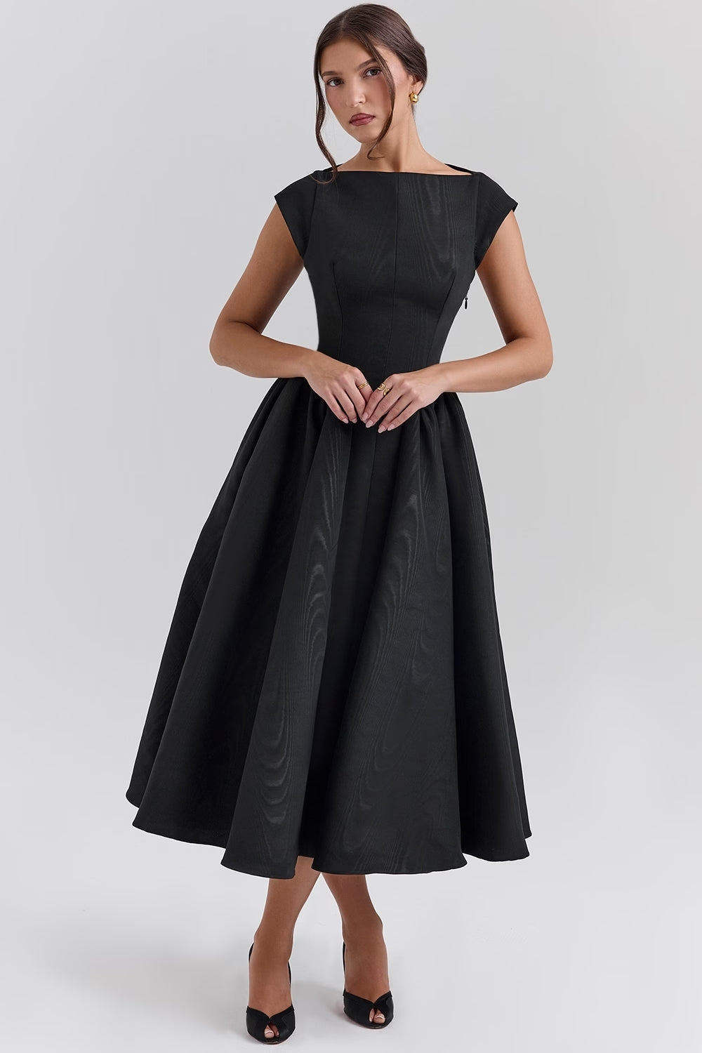 Victoria | Elegante Jurk voor Stijlvolle Momenten vol Klasse