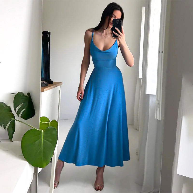 Dione | Jurk die je Taille Omhelst met Lichtheid en Lengte