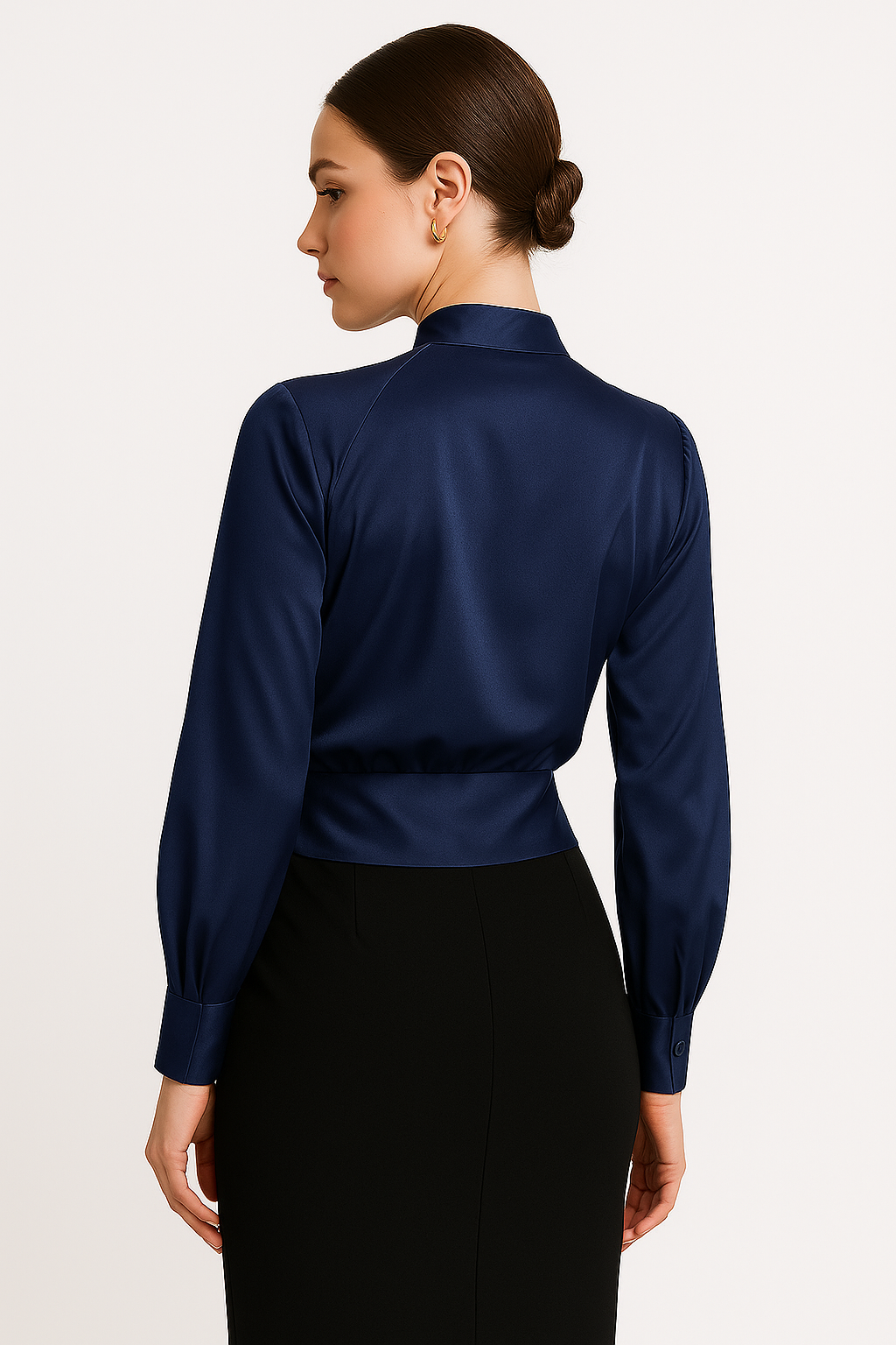 Celeste | Lichtvallende Satijnen Blouse met Verfijnde Details
