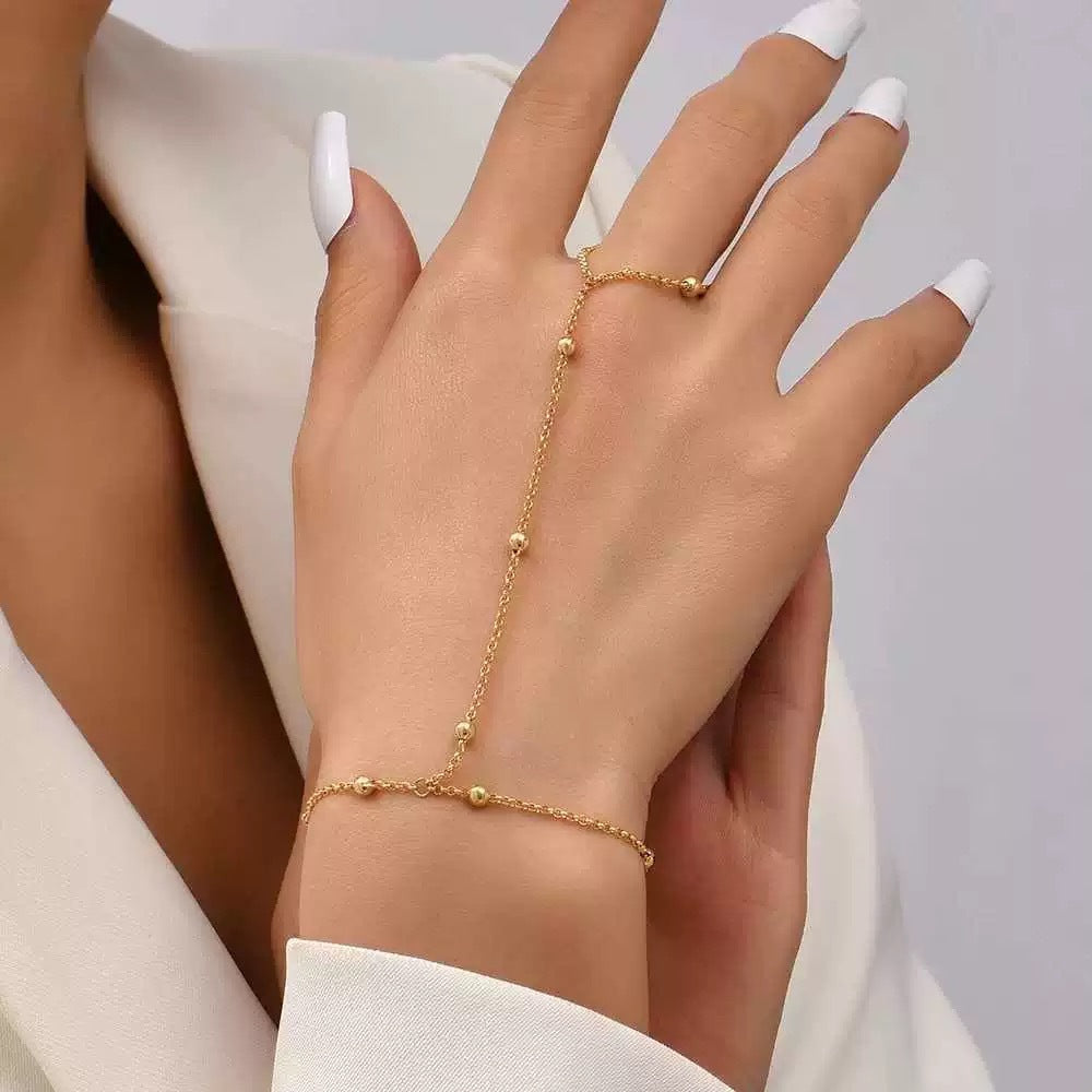 Isabella | Verfijnde Gouden Handketting voor Elke Gelegenheid