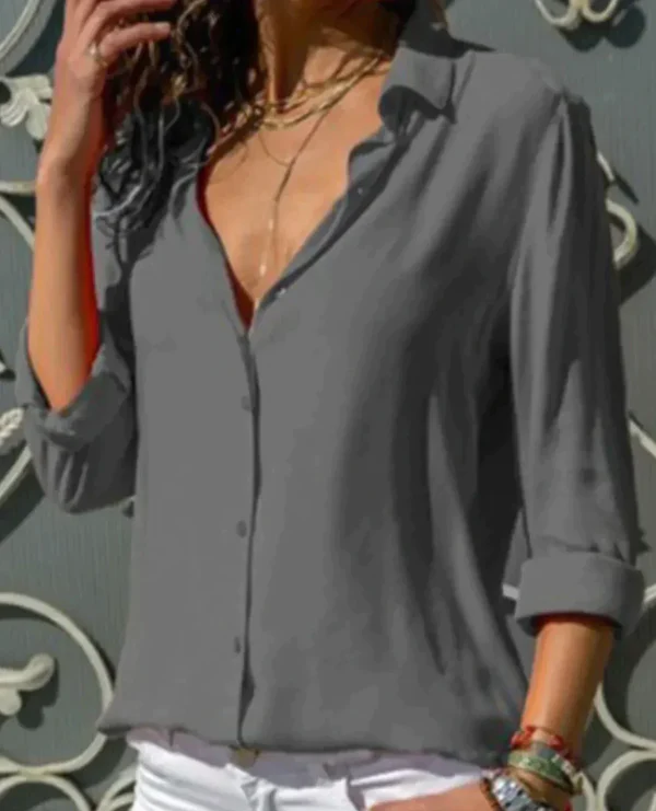 Vera | Klassieke Zomerblouse met Verfijnde Knopen