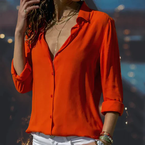Vera | Klassieke Zomerblouse met Verfijnde Knopen