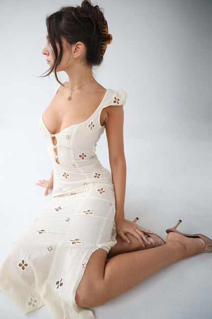 Isabella | Vintage Midi-jurk met Prachtige Borduursels en Fluwelen Fishtail