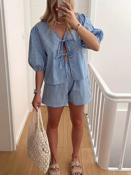 Lillian | Casual Zomeroutfit met Ruitjes en Charmante Knoopjes