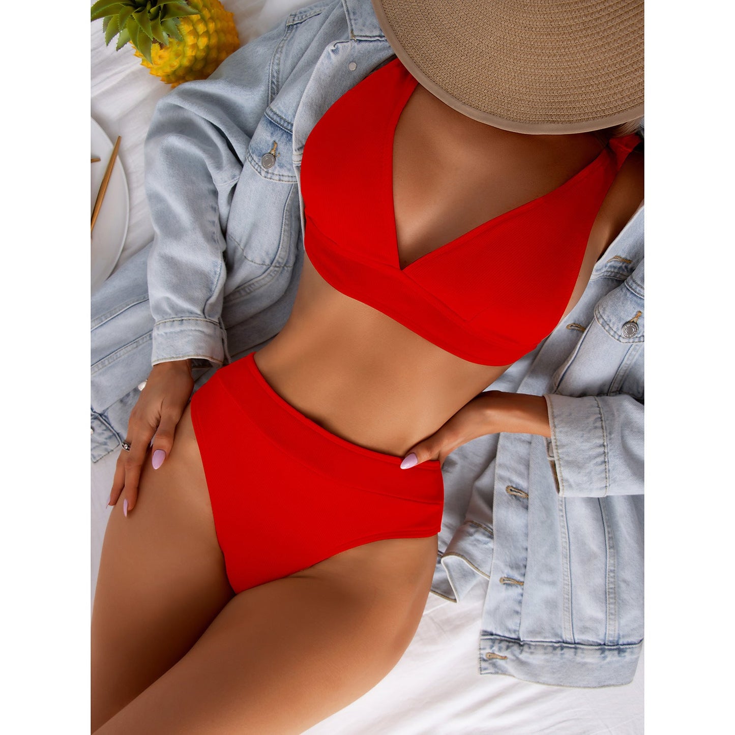 Ally | Strandklare Bikini met Hoge Taille en Flatterende V-Hals