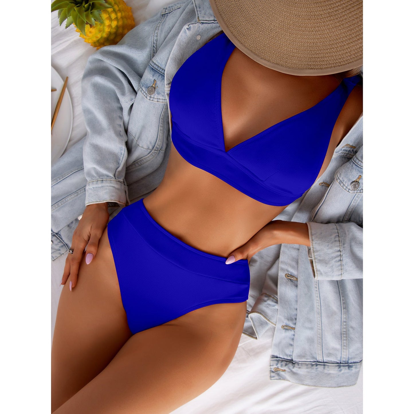 Ally | Strandklare Bikini met Hoge Taille en Flatterende V-Hals