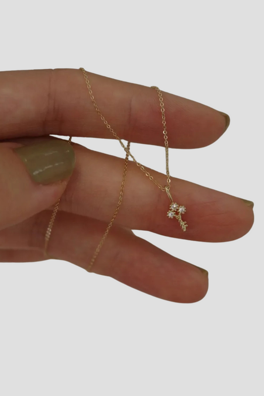 Lunara | Fijne Ketting voor een Stralende Look